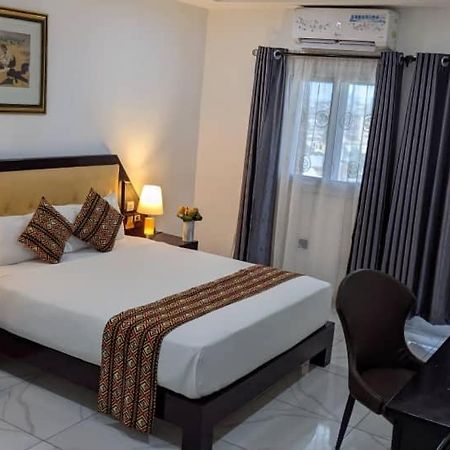 Bravia Eco Hotel Lome Exterior photo